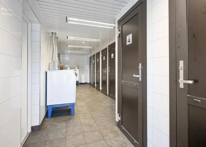 Midttun Motell&camping As Motel *